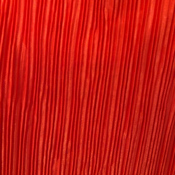 Red Club Monaco Top - Picture 4 of 6